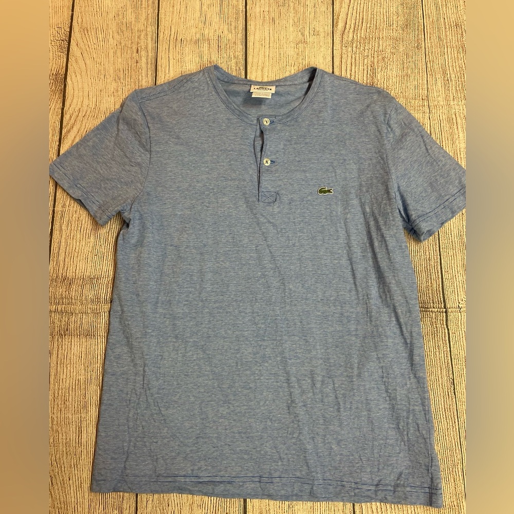 😍Lacoste Light Blue Henley Style Short Sleeve Shirt size Small Regular Fit